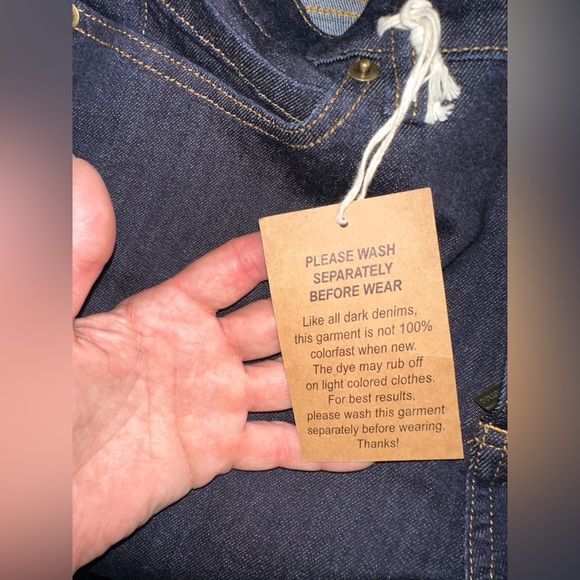 NWT Duluth Trading Co. women’s jeans, 10 x 31
Color DPI
Retail $69.50 - Picture 6 of 7